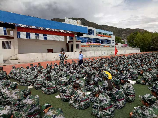 1568863174460659.jpg 安全周2.jpg