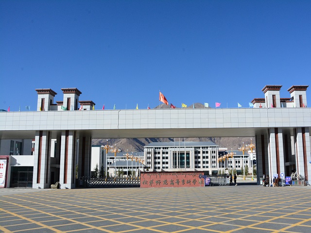 大门