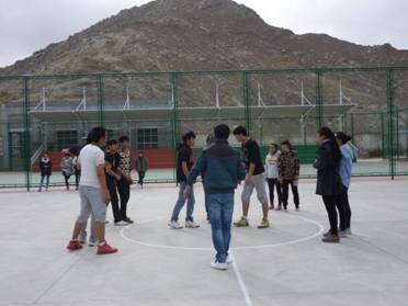 “友谊杯”篮球赛