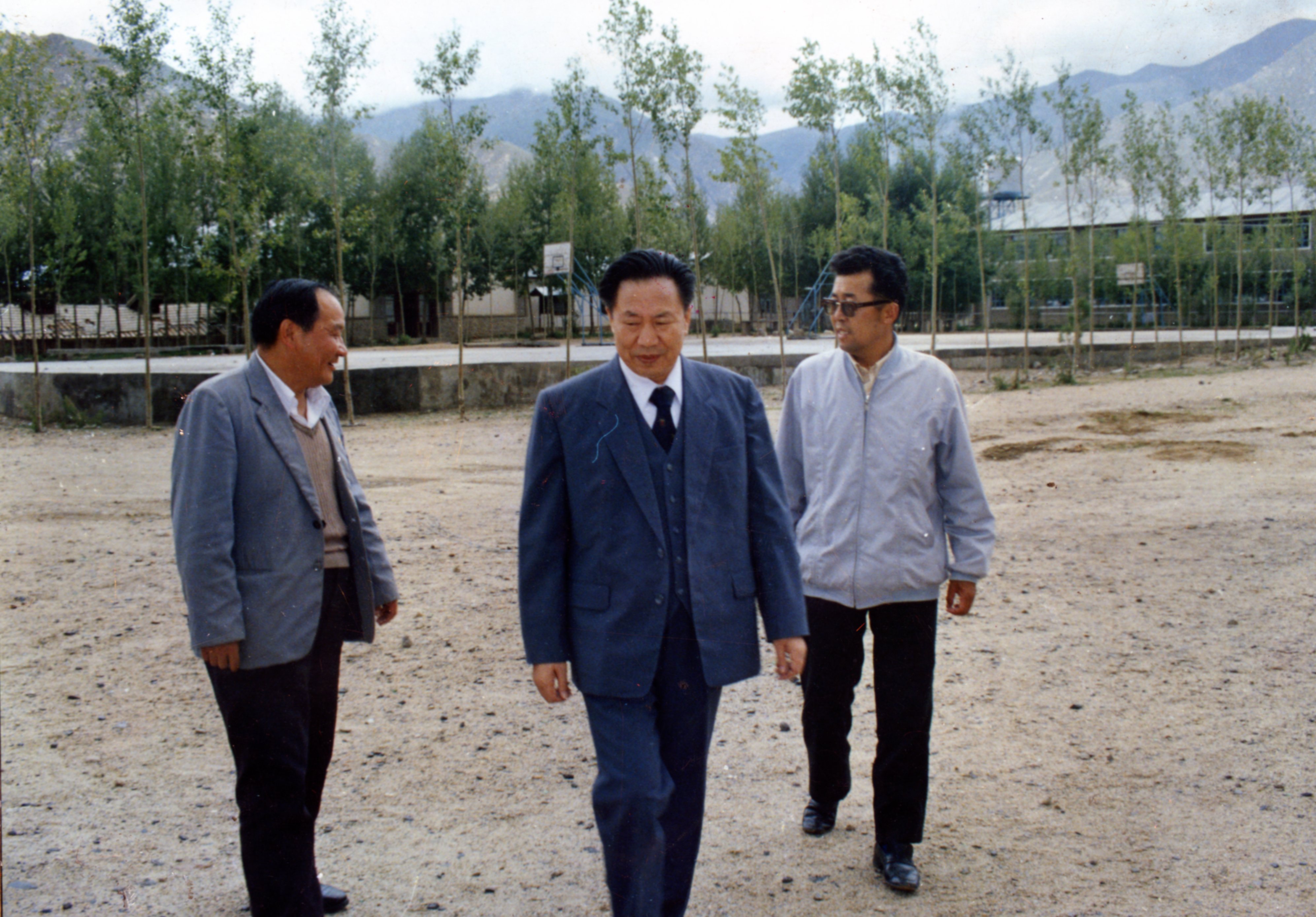 教育部副部长柳斌到我校视察