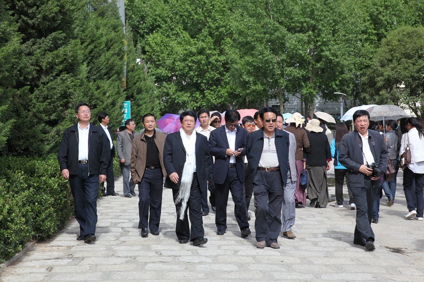 江苏省委组织部副部长赵永贤到师专检查指导