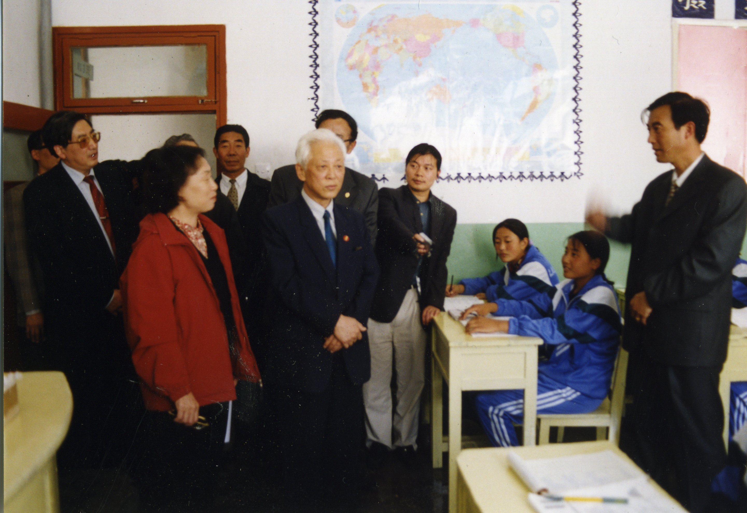 全国政协副主席周铁农莅临我校指导工作